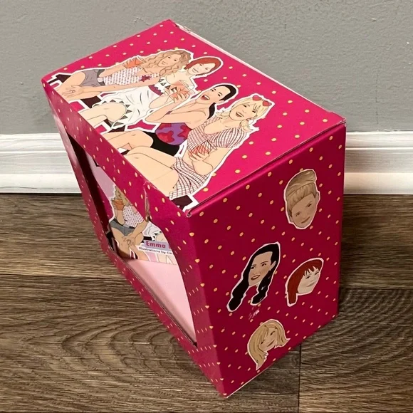 *SALE* Sex and the City box set - Picture 3 of 3